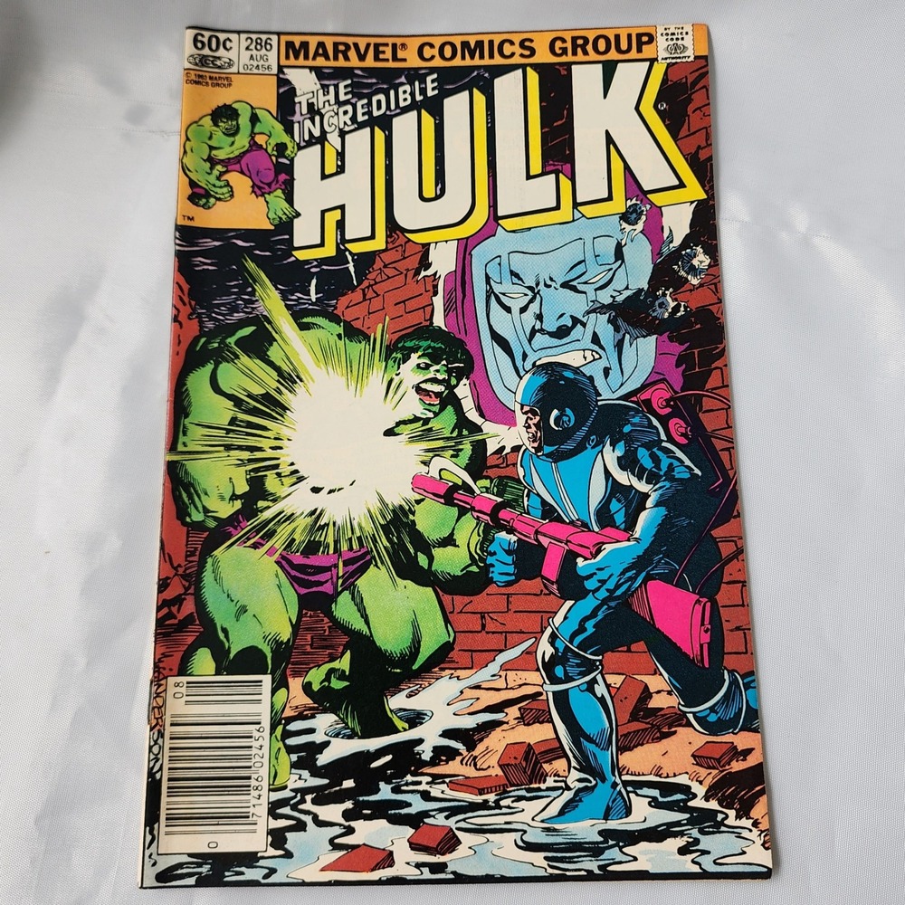 Incredible Hulk #286 Comic Book August 1983 Marvel Comics Group News Stand FN